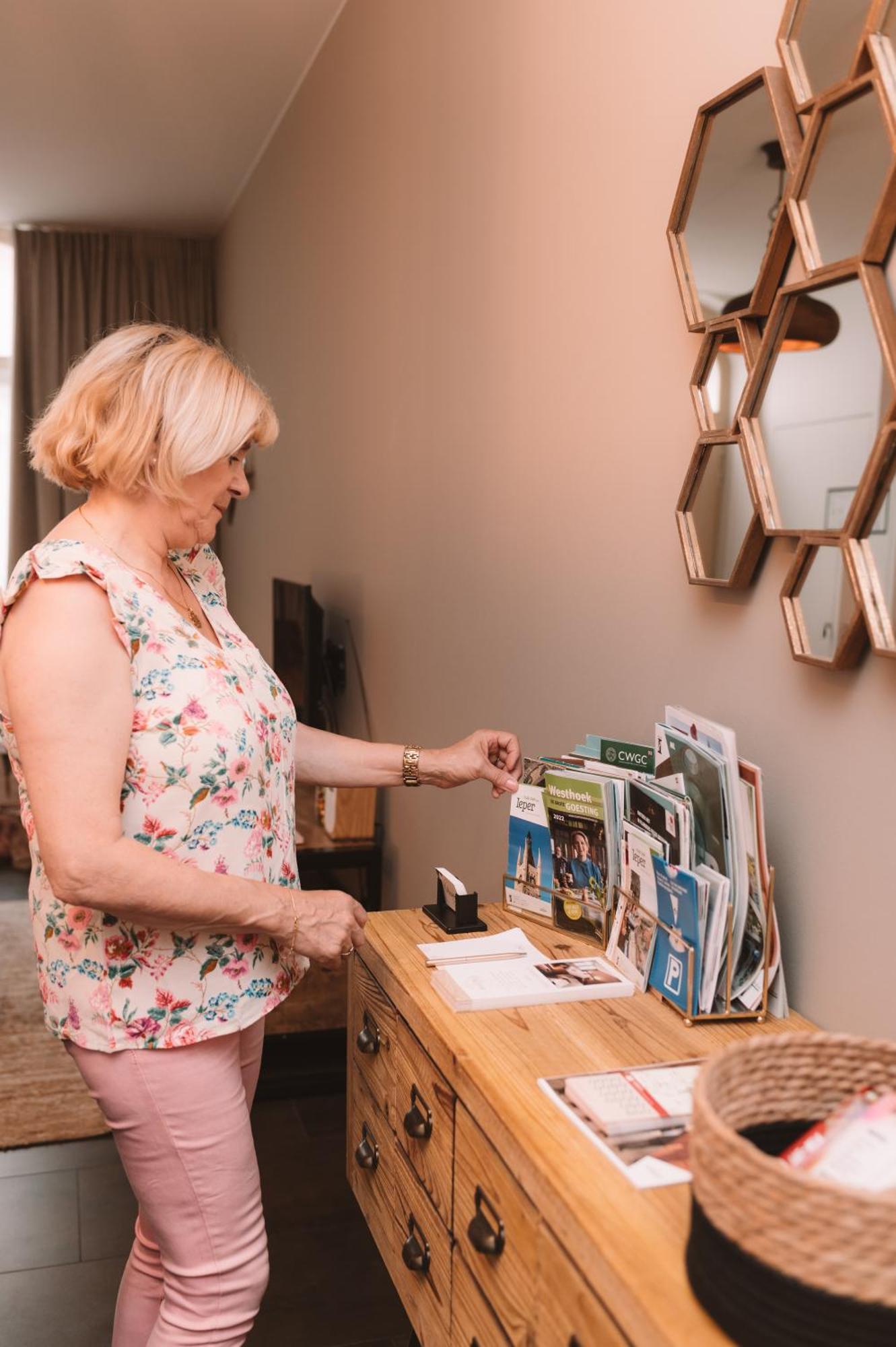 Holiday Home Relax Ieper Bagian luar foto
